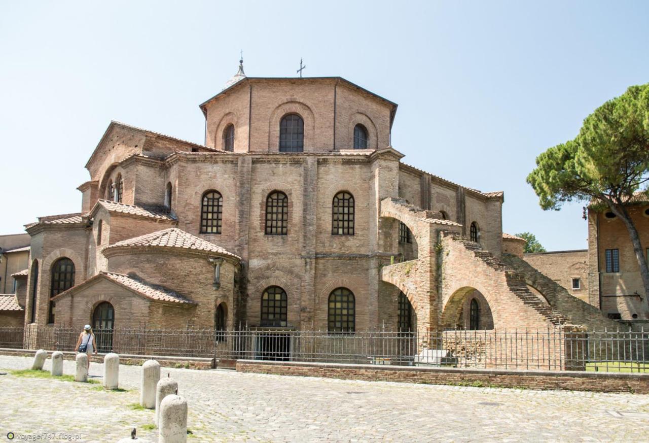 Апартаменты Al Borghetto Centro Storico Равенна Экстерьер фото